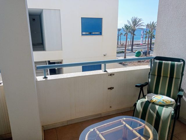 Piso en venta en Carboneras de 72 m² con 2 habitaciones, terraza y garaje